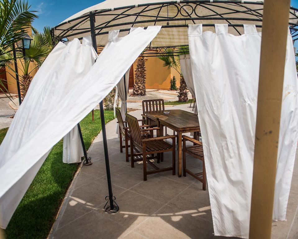 לה סרנה Hotel Serena Suite מראה חיצוני תמונה